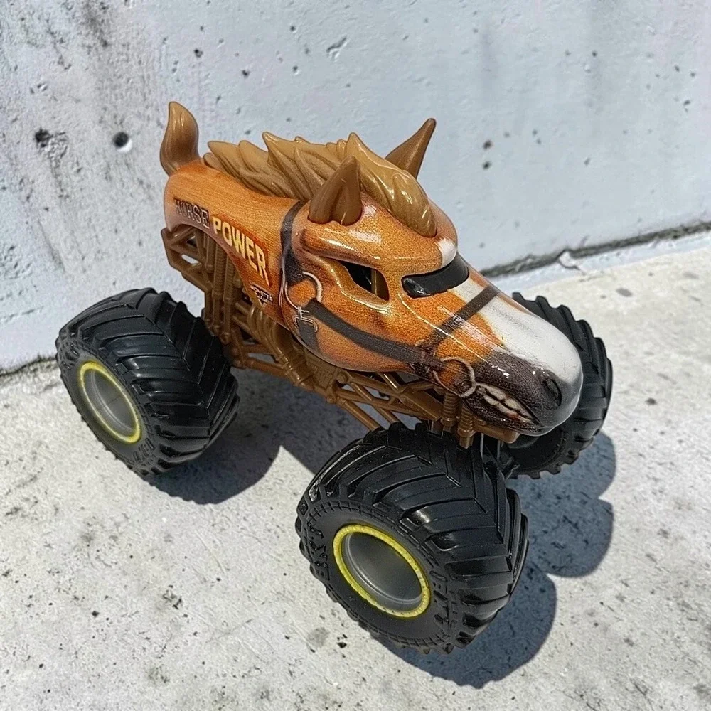 Monster Jam Horse Power Monster Truck Diecast 1:64 Scale Spin Master Brown Toy